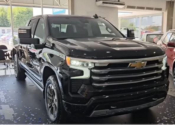 Chevrolet Silverado High Country 5.3 V8 2025