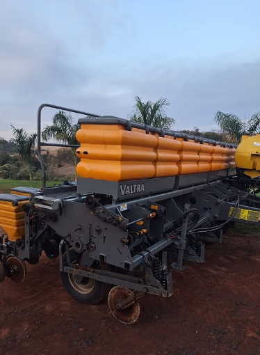 Plantadeira a venda Valtra 13x50 cm